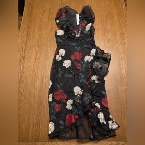NWT Gianni Bini Black Asymmetrical Embroidered Floral Carolyn Dress